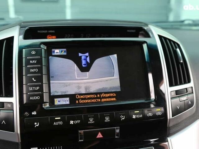 Тойота Ленд Крузер, объемом двигателя 4.5 л и пробегом 363 тыс. км за 26500 $, фото 18 на Automoto.ua