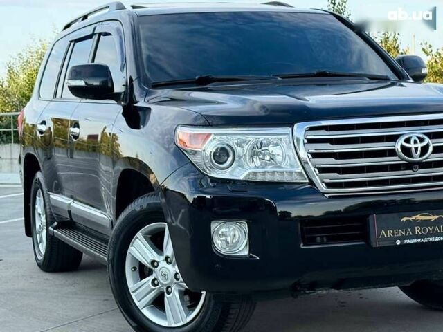 Тойота Ленд Крузер, объемом двигателя 0 л и пробегом 133 тыс. км за 33990 $, фото 2 на Automoto.ua
