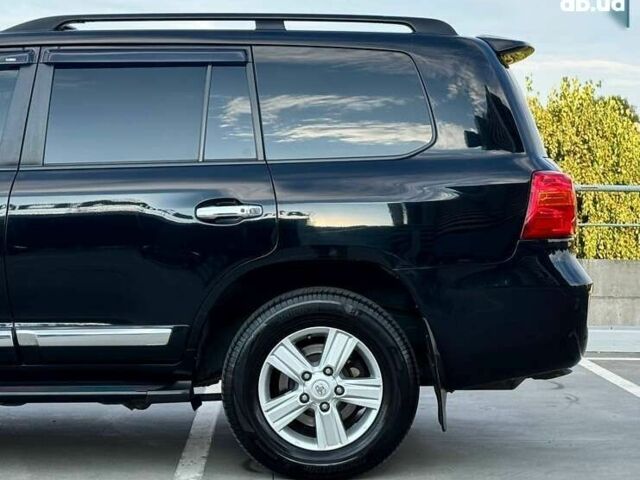 Тойота Ленд Крузер, объемом двигателя 0 л и пробегом 133 тыс. км за 33990 $, фото 16 на Automoto.ua