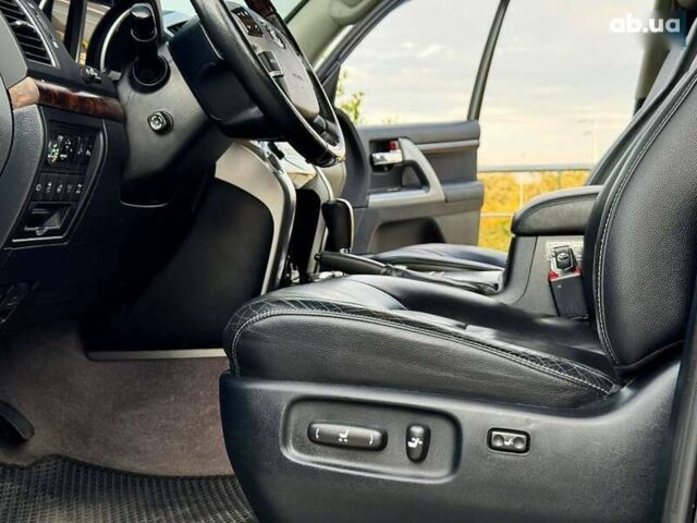 Тойота Ленд Крузер, объемом двигателя 0 л и пробегом 133 тыс. км за 33990 $, фото 21 на Automoto.ua