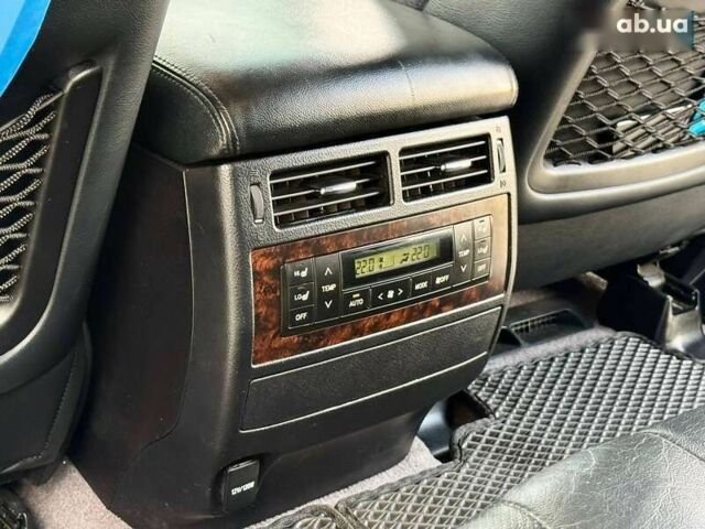 Тойота Ленд Крузер, объемом двигателя 0 л и пробегом 133 тыс. км за 33990 $, фото 23 на Automoto.ua