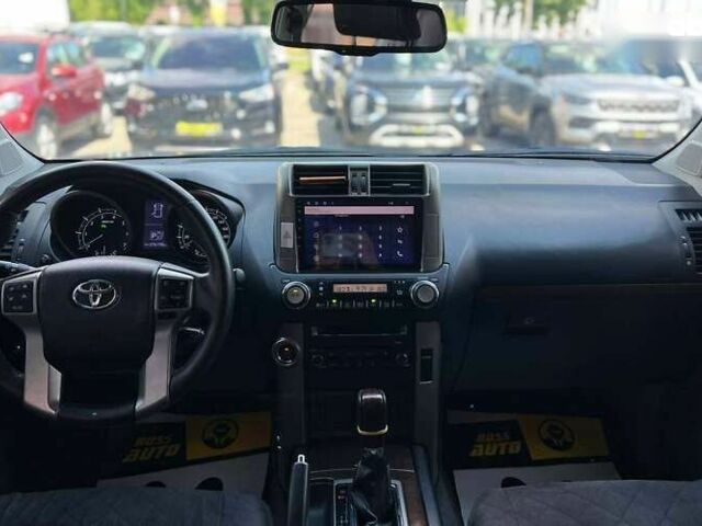 Тойота Ленд Крузер, объемом двигателя 0 л и пробегом 278 тыс. км за 25990 $, фото 17 на Automoto.ua