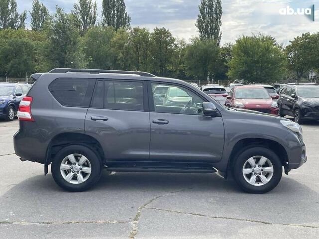 Тойота Ленд Крузер, об'ємом двигуна 3 л та пробігом 206 тис. км за 26200 $, фото 3 на Automoto.ua