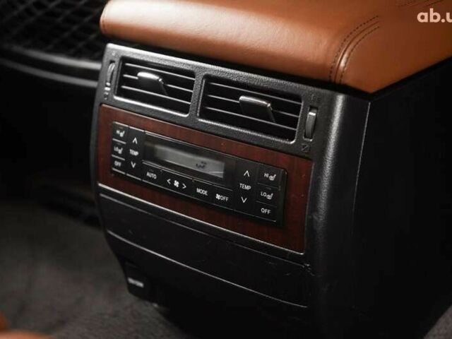 Тойота Ленд Крузер, объемом двигателя 0 л и пробегом 245 тыс. км за 34900 $, фото 14 на Automoto.ua