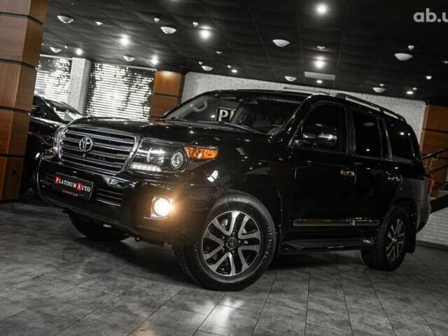 Тойота Ленд Крузер, объемом двигателя 0 л и пробегом 245 тыс. км за 35900 $, фото 7 на Automoto.ua