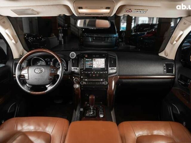 Тойота Ленд Крузер, объемом двигателя 0 л и пробегом 245 тыс. км за 35900 $, фото 24 на Automoto.ua