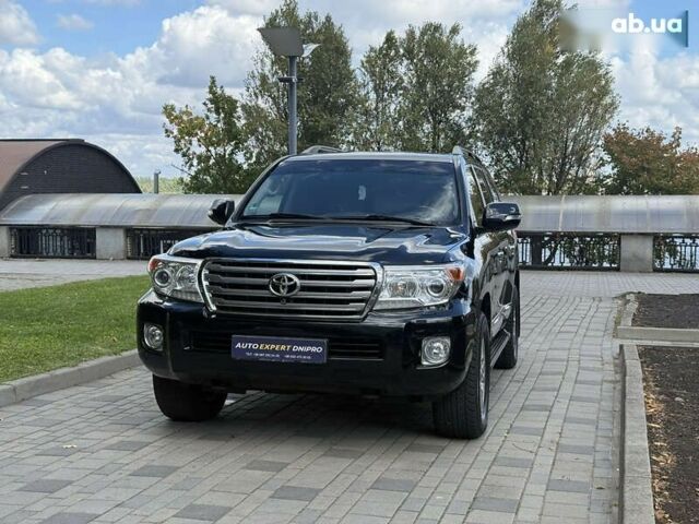 Тойота Ленд Крузер, объемом двигателя 4.5 л и пробегом 92 тыс. км за 41500 $, фото 2 на Automoto.ua