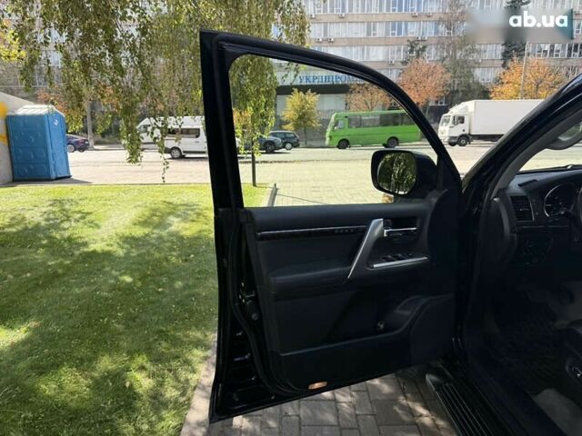 Тойота Ленд Крузер, объемом двигателя 4.5 л и пробегом 92 тыс. км за 41500 $, фото 26 на Automoto.ua