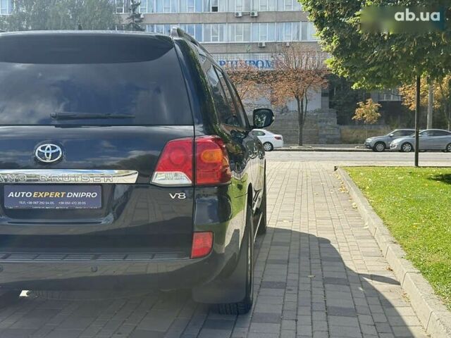 Тойота Ленд Крузер, объемом двигателя 4.5 л и пробегом 92 тыс. км за 41500 $, фото 23 на Automoto.ua