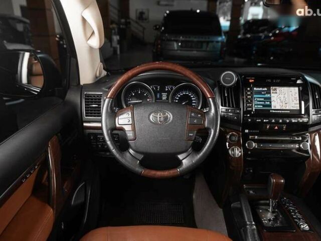 Тойота Ленд Крузер, объемом двигателя 0 л и пробегом 245 тыс. км за 35900 $, фото 23 на Automoto.ua