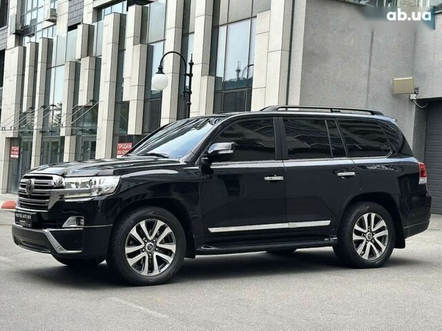 Тойота Ленд Крузер, объемом двигателя 4.5 л и пробегом 88 тыс. км за 117000 $, фото 16 на Automoto.ua