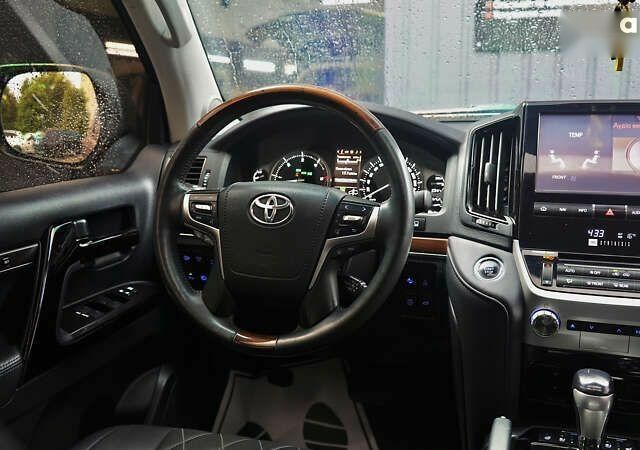 Тойота Ленд Крузер, объемом двигателя 4.5 л и пробегом 149 тыс. км за 50999 $, фото 25 на Automoto.ua