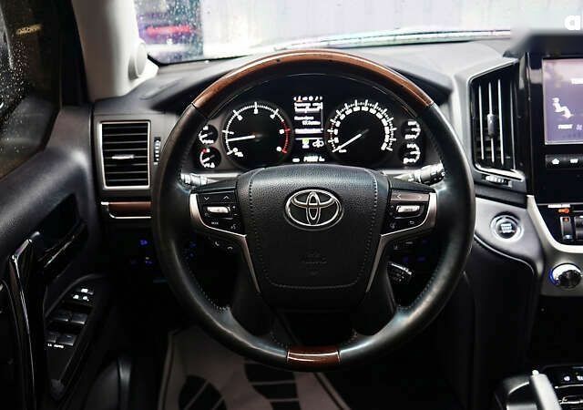 Тойота Ленд Крузер, объемом двигателя 4.5 л и пробегом 149 тыс. км за 52700 $, фото 29 на Automoto.ua