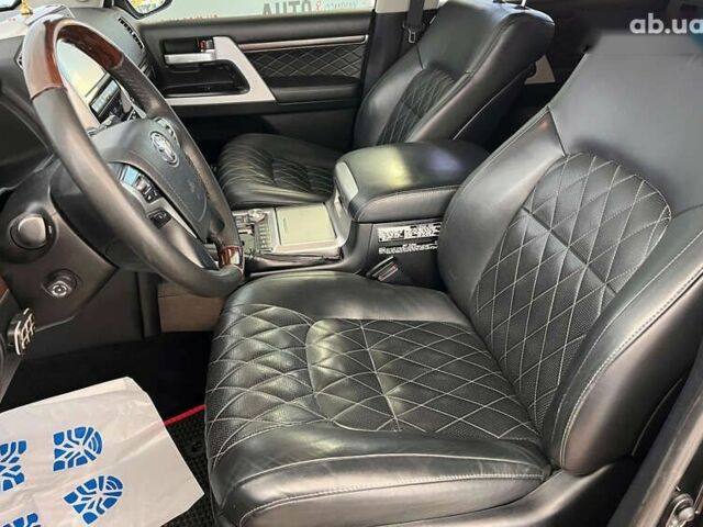 Тойота Ленд Крузер, объемом двигателя 4.5 л и пробегом 184 тыс. км за 52500 $, фото 6 на Automoto.ua