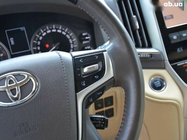 Тойота Ленд Крузер, объемом двигателя 4.5 л и пробегом 216 тыс. км за 55000 $, фото 26 на Automoto.ua