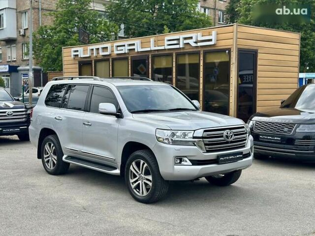 Тойота Ленд Крузер, объемом двигателя 4.6 л и пробегом 161 тыс. км за 44000 $, фото 7 на Automoto.ua
