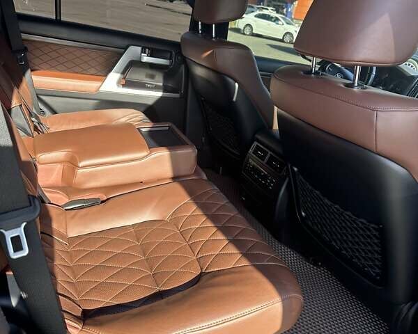 Тойота Ленд Крузер, объемом двигателя 4.46 л и пробегом 147 тыс. км за 56000 $, фото 23 на Automoto.ua