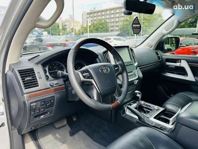 Тойота Ленд Крузер, объемом двигателя 4.6 л и пробегом 161 тыс. км за 44000 $, фото 12 на Automoto.ua
