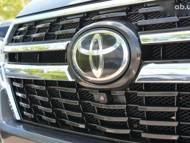 Тойота Ленд Крузер, объемом двигателя 4.5 л и пробегом 216 тыс. км за 55000 $, фото 4 на Automoto.ua