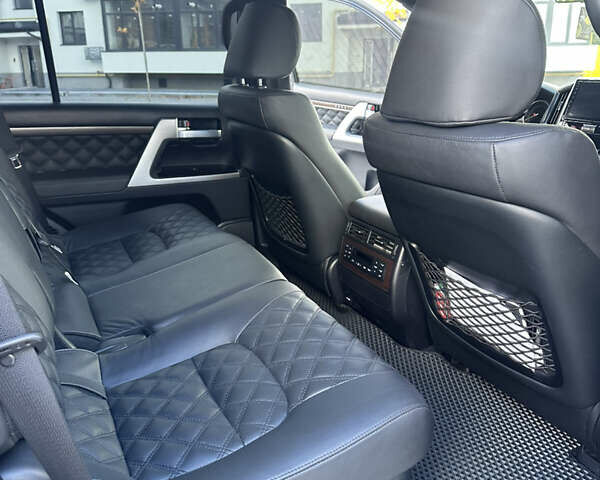 Тойота Ленд Крузер, объемом двигателя 4.46 л и пробегом 105 тыс. км за 56200 $, фото 26 на Automoto.ua