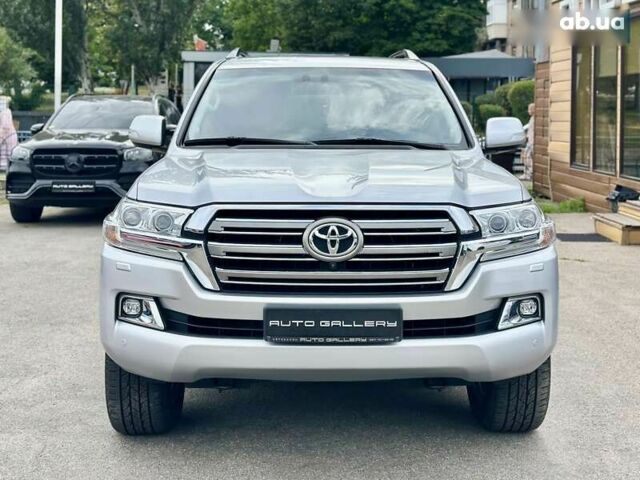 Тойота Ленд Крузер, объемом двигателя 4.6 л и пробегом 161 тыс. км за 44000 $, фото 1 на Automoto.ua