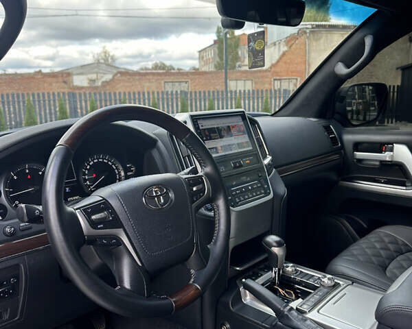 Тойота Ленд Крузер, объемом двигателя 4.46 л и пробегом 105 тыс. км за 56200 $, фото 15 на Automoto.ua