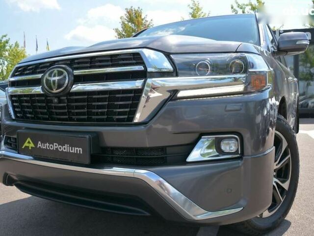 Тойота Ленд Крузер, объемом двигателя 4.5 л и пробегом 216 тыс. км за 55000 $, фото 5 на Automoto.ua