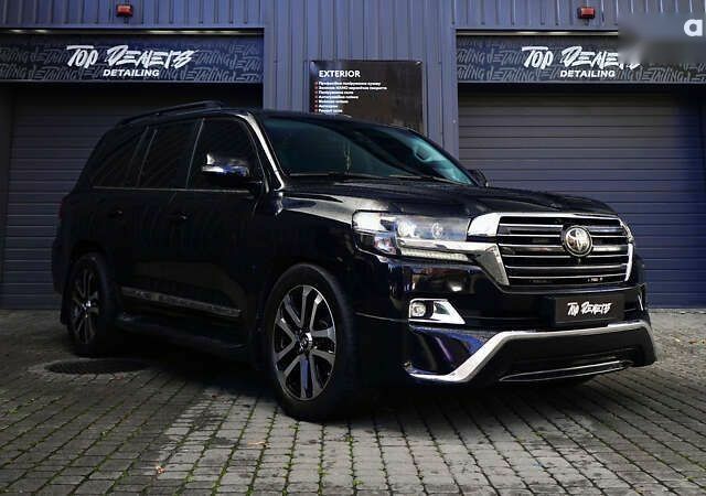 Тойота Ленд Крузер, объемом двигателя 4.5 л и пробегом 149 тыс. км за 52700 $, фото 1 на Automoto.ua