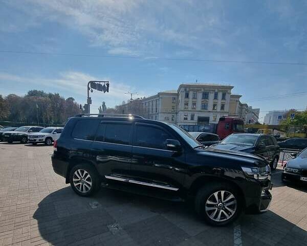 Тойота Ленд Крузер, объемом двигателя 4.46 л и пробегом 147 тыс. км за 56000 $, фото 8 на Automoto.ua