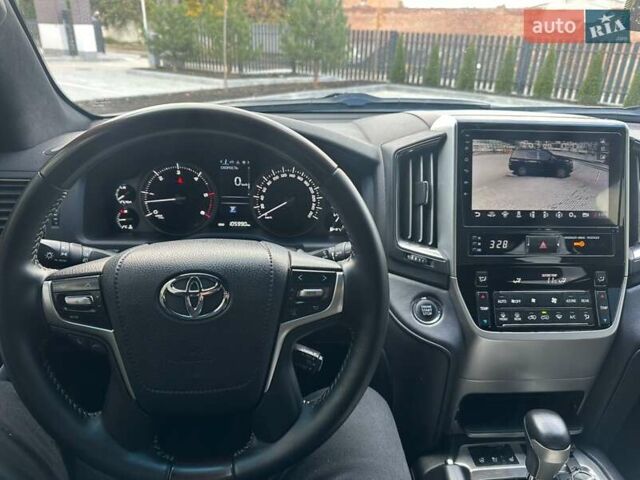 Тойота Ленд Крузер, объемом двигателя 4.46 л и пробегом 105 тыс. км за 56200 $, фото 16 на Automoto.ua