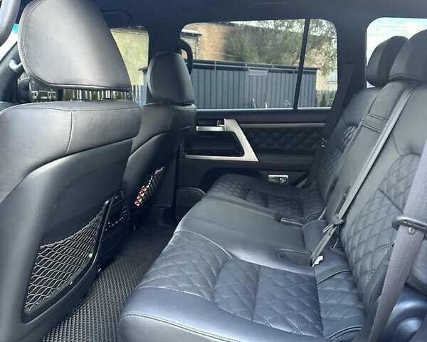 Тойота Ленд Крузер, объемом двигателя 4.46 л и пробегом 105 тыс. км за 56200 $, фото 23 на Automoto.ua