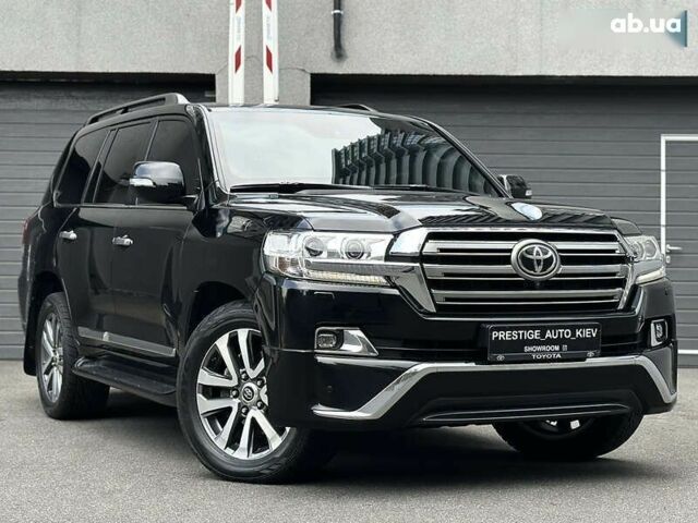Тойота Ленд Крузер, объемом двигателя 4.5 л и пробегом 88 тыс. км за 117000 $, фото 2 на Automoto.ua
