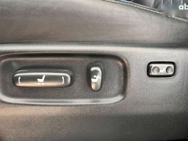 Тойота Ленд Крузер, объемом двигателя 4.5 л и пробегом 184 тыс. км за 52500 $, фото 26 на Automoto.ua