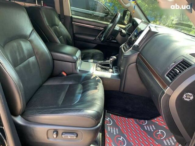 Тойота Ленд Крузер, объемом двигателя 0 л и пробегом 182 тыс. км за 46999 $, фото 29 на Automoto.ua