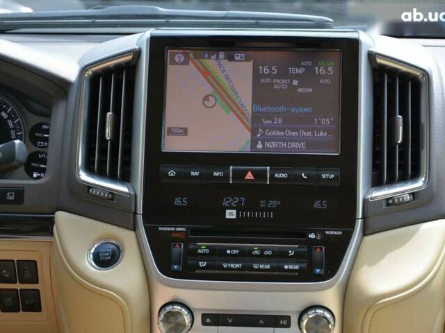 Тойота Ленд Крузер, объемом двигателя 4.5 л и пробегом 216 тыс. км за 55000 $, фото 29 на Automoto.ua