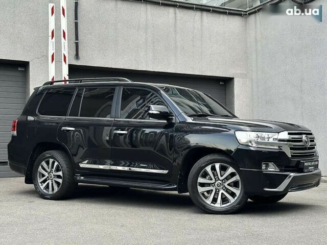 Тойота Ленд Крузер, объемом двигателя 4.5 л и пробегом 88 тыс. км за 117000 $, фото 4 на Automoto.ua