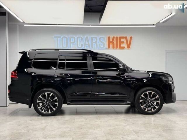 Тойота Ленд Крузер, об'ємом двигуна 4.5 л та пробігом 123 тис. км за 66990 $, фото 4 на Automoto.ua