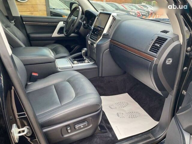 Тойота Ленд Крузер, объемом двигателя 4.5 л и пробегом 232 тыс. км за 51999 $, фото 9 на Automoto.ua