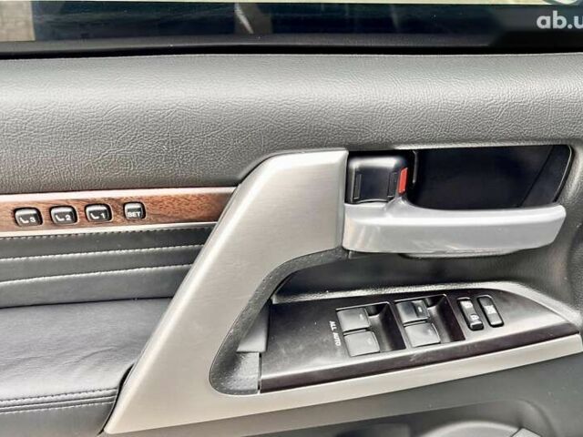 Тойота Ленд Крузер, об'ємом двигуна 4.5 л та пробігом 88 тис. км за 129999 $, фото 21 на Automoto.ua