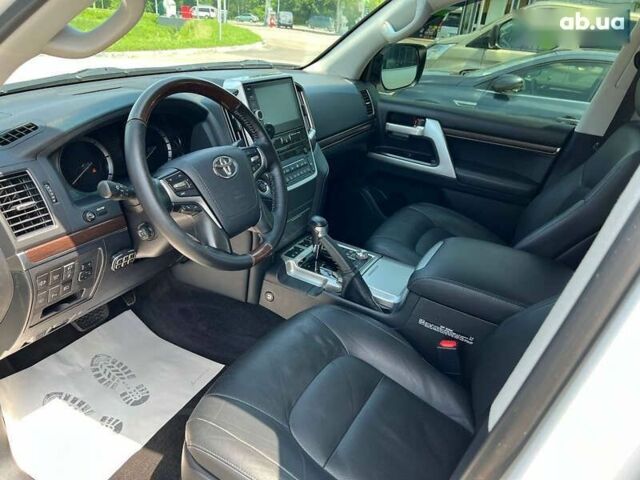 Тойота Ленд Крузер, объемом двигателя 4.5 л и пробегом 252 тыс. км за 43000 $, фото 8 на Automoto.ua