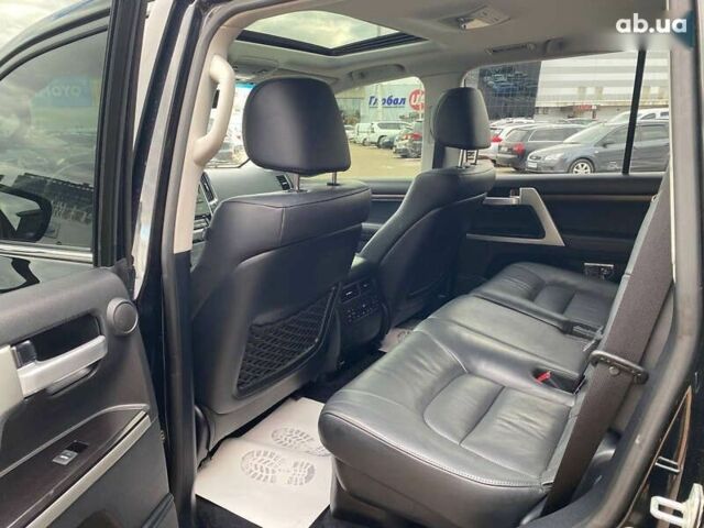 Тойота Ленд Крузер, объемом двигателя 4.5 л и пробегом 232 тыс. км за 51999 $, фото 10 на Automoto.ua