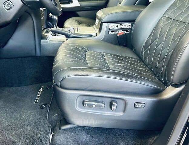 Тойота Ленд Крузер, объемом двигателя 4.5 л и пробегом 184 тыс. км за 53700 $, фото 21 на Automoto.ua