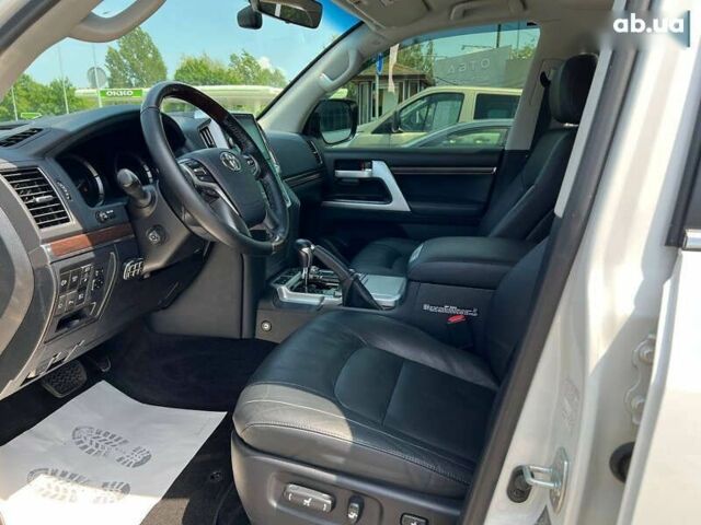 Тойота Ленд Крузер, объемом двигателя 4.5 л и пробегом 252 тыс. км за 43000 $, фото 9 на Automoto.ua
