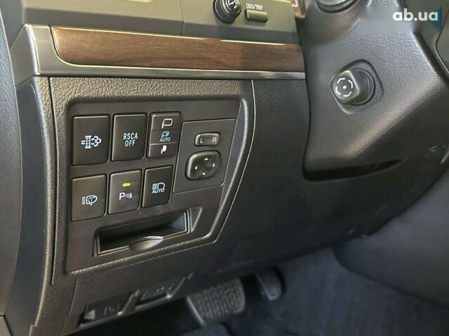 Тойота Ленд Крузер, объемом двигателя 4.5 л и пробегом 184 тыс. км за 54500 $, фото 25 на Automoto.ua