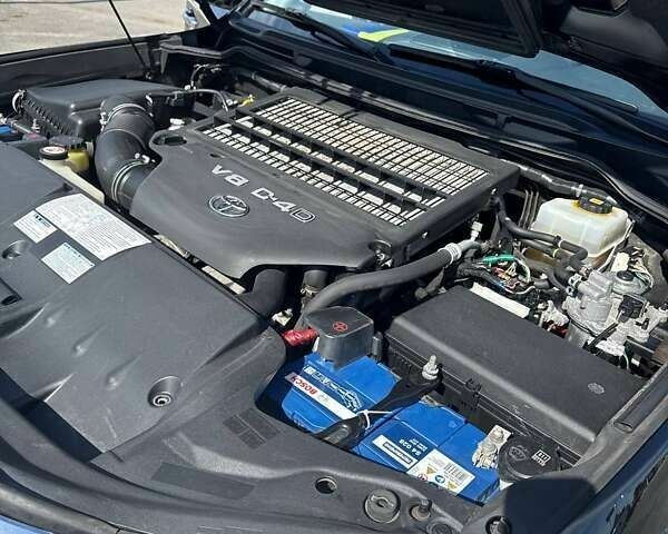 Тойота Ленд Крузер, объемом двигателя 4.5 л и пробегом 245 тыс. км за 54000 $, фото 12 на Automoto.ua