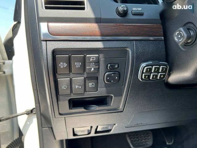 Тойота Ленд Крузер, объемом двигателя 4.5 л и пробегом 252 тыс. км за 43000 $, фото 28 на Automoto.ua