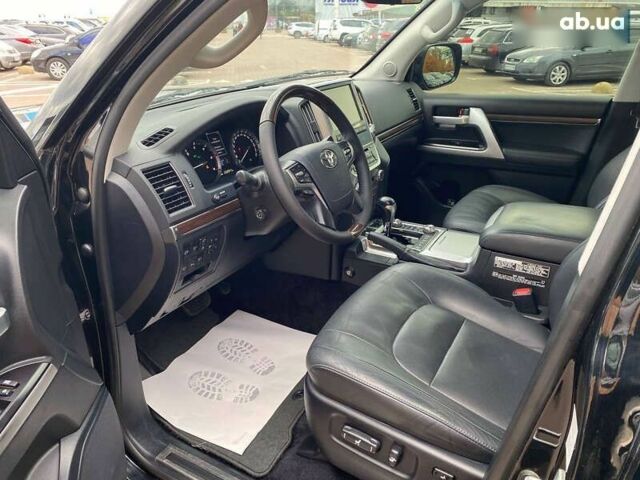 Тойота Ленд Крузер, объемом двигателя 4.5 л и пробегом 232 тыс. км за 51999 $, фото 8 на Automoto.ua