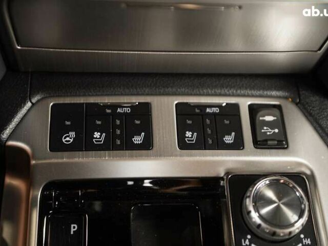 Тойота Ленд Крузер, об'ємом двигуна 4.5 л та пробігом 91 тис. км за 61900 $, фото 26 на Automoto.ua