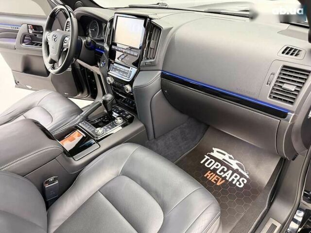 Тойота Ленд Крузер, об'ємом двигуна 4.5 л та пробігом 123 тис. км за 66990 $, фото 28 на Automoto.ua