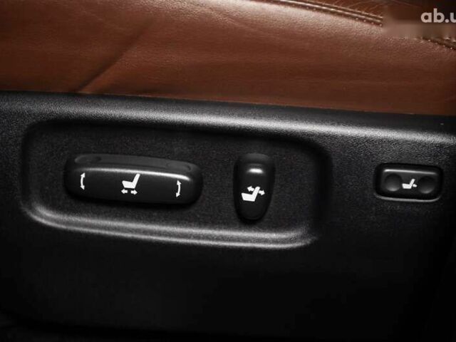 Тойота Ленд Крузер, объемом двигателя 4.5 л и пробегом 91 тыс. км за 59999 $, фото 27 на Automoto.ua